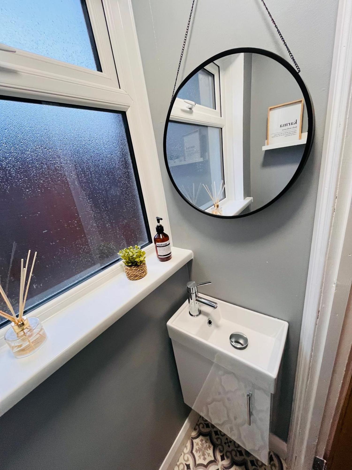 Kings Bridge Townhouse Apartment Belfast Bagian luar foto