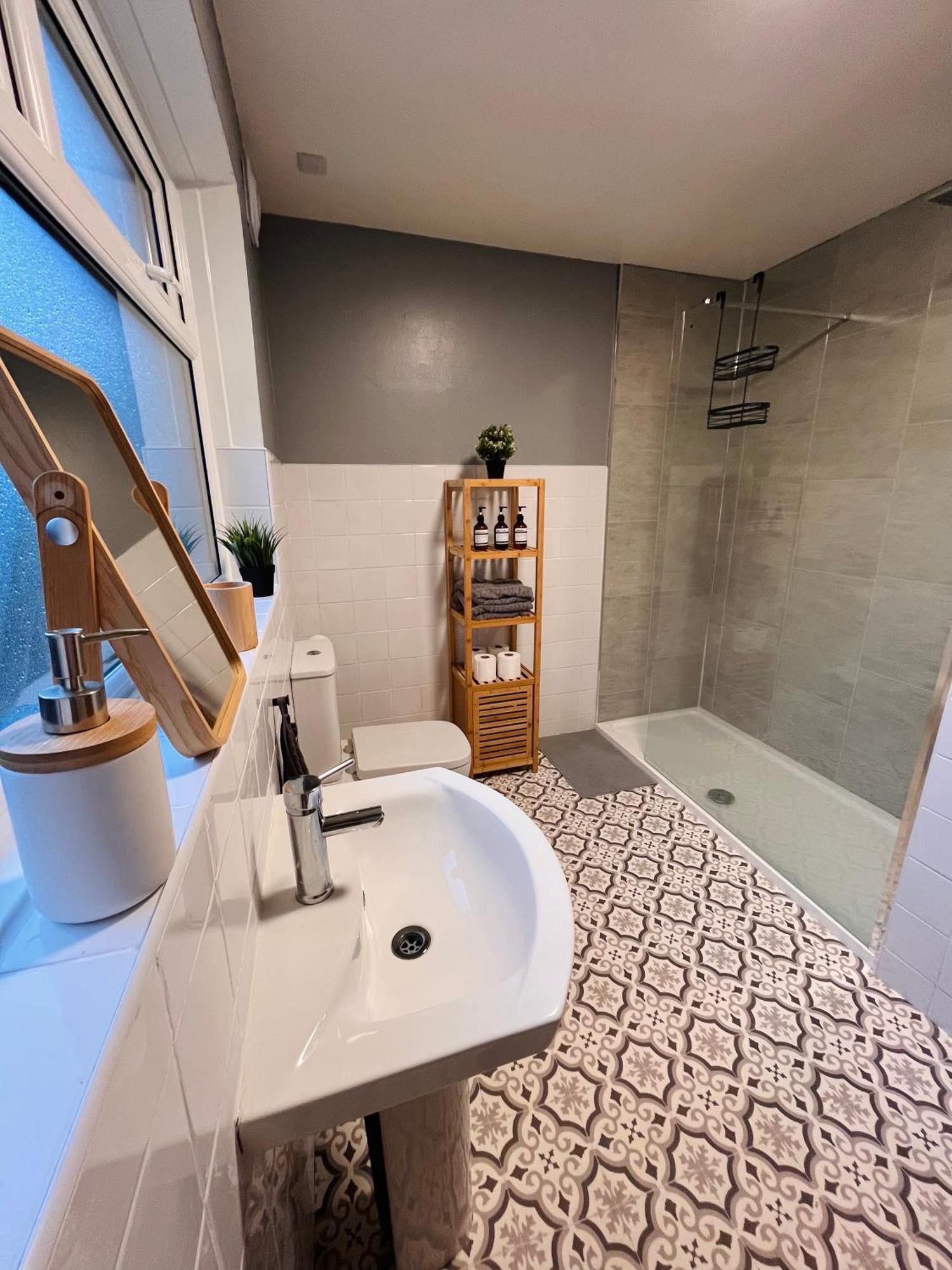 Kings Bridge Townhouse Apartment Belfast Bagian luar foto